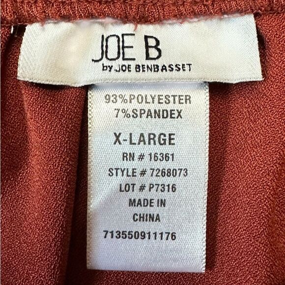 Joe B. by Joe Benbasset Double-Breasted Mini Skirt. Rust Color. Size X-Large. - Picture 4 of 6